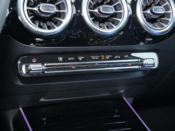 Mercedes-Benz GLA 250 4M Progressive Night Kamera Easy-Pack