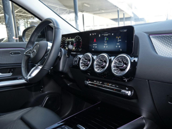 Mercedes-Benz GLA 250 4M Progressive Night Kamera Easy-Pack