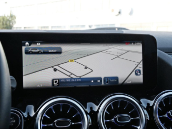 Mercedes-Benz GLA 250 4M Night Distronic Kamera AHK EasyPack