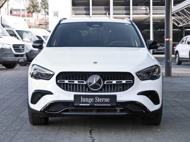 Mercedes-Benz GLA 250 4M Night Distronic Kamera AHK EasyPack