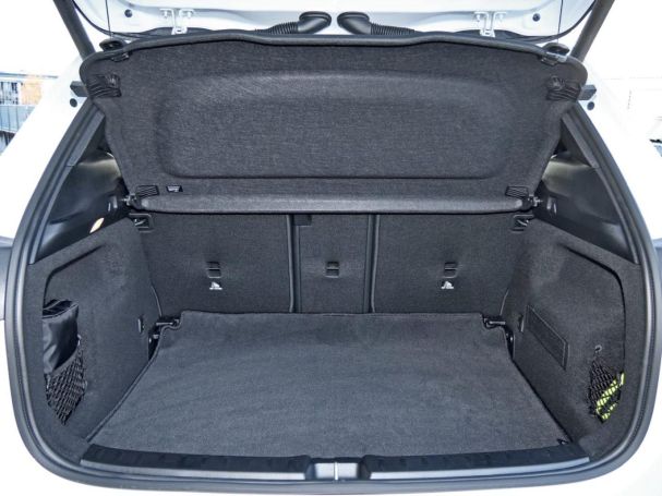 Mercedes-Benz GLA 250 4M Night Distronic Kamera AHK EasyPack