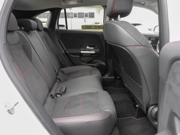 Mercedes-Benz GLA 250 4M AMG Night MBUX Navi Panorama Kamera