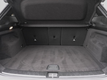 Mercedes-Benz GLA 250 4M AMG Night MBUX Navi Panorama Kamera