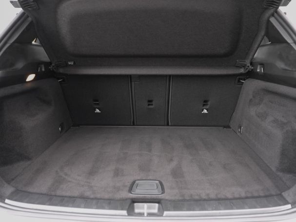 Mercedes-Benz GLA 250 4M AMG Night MBUX Navi Panorama Kamera