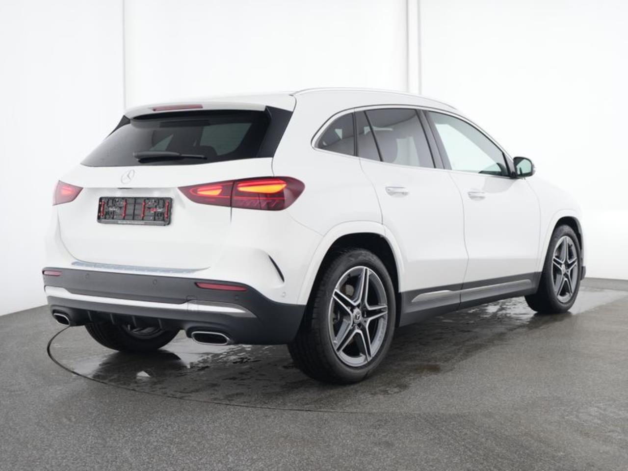 Mercedes-Benz GLA 250 4M AMG Standheizung Kamera Easy-Pack