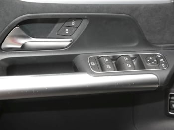 Mercedes-Benz GLA 250 4MATIC AMG Night MBUX Navi Kamera AHK