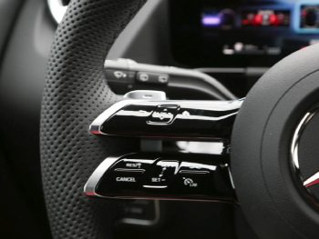 Mercedes-Benz GLA 250 4MATIC AMG Night MBUX Navi Kamera AHK