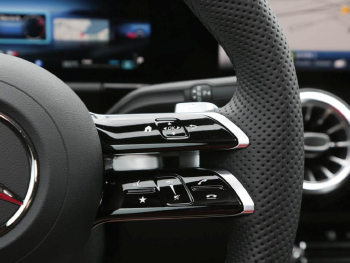 Mercedes-Benz GLA 250 4MATIC AMG Night MBUX Navi Kamera AHK