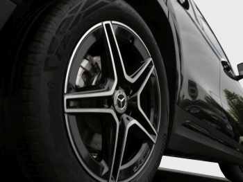 Mercedes-Benz GLA 250 4MATIC AMG Night MBUX Navi Kamera AHK