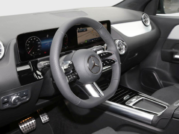 Mercedes-Benz GLA 250 4MATIC AMG Night MBUX Navi Kamera AHK