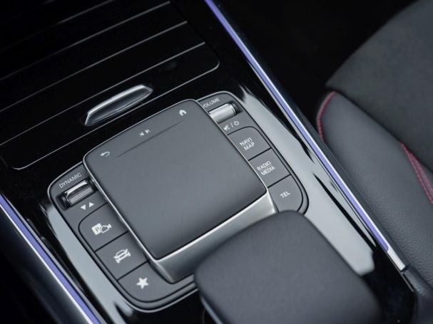 Mercedes-Benz GLA 250 e AMG MBUX Navi EasyPack Public-Charging