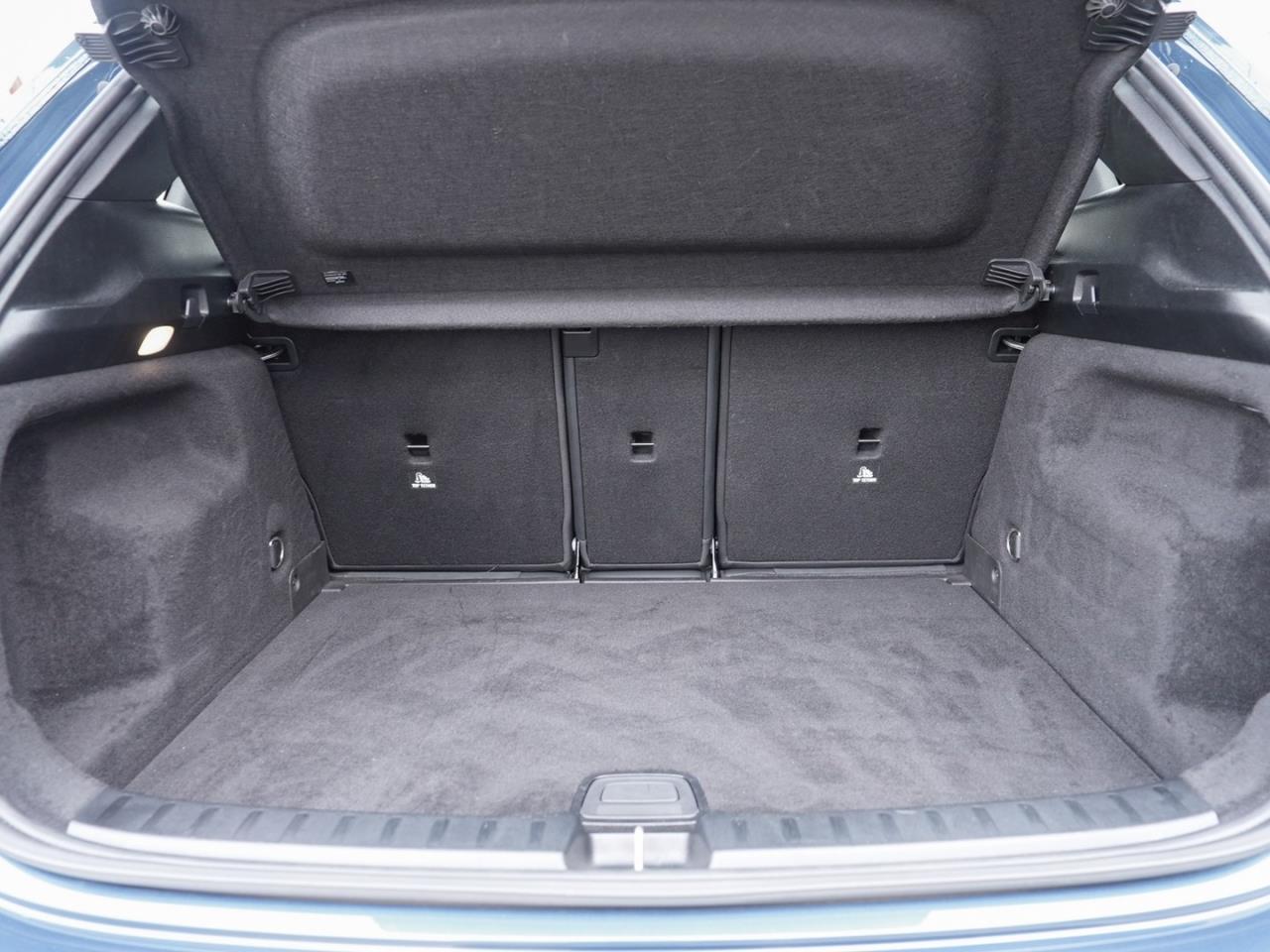 Mercedes-Benz GLA 250 e AMG MBUX Navi EasyPack Public-Charging