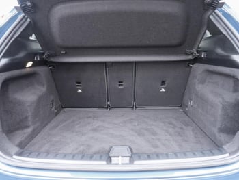 Mercedes-Benz GLA 250 e AMG MBUX Navi EasyPack Public-Charging