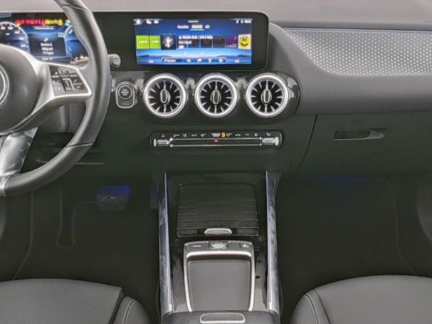 Mercedes-Benz GLA 250 e Progressive Night AHK EasyP Kamera