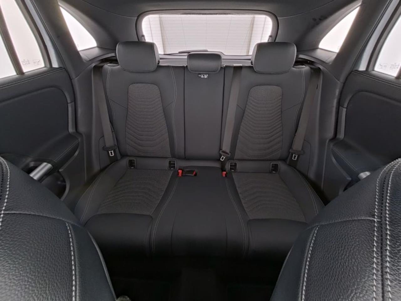 Mercedes-Benz GLA 250 e Progressive Night AHK EasyP Kamera