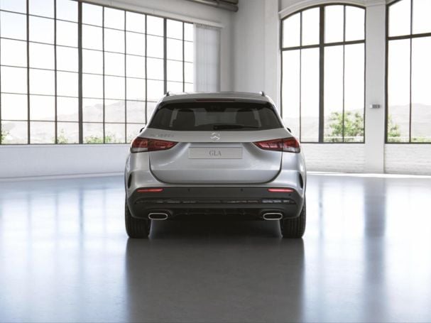 Mercedes-Benz GLA 250 e AMG Night 360° Panorama Distronic HUD Mercedes-Benz GLA 250 e AMG Night 360° Panorama Distronic HUD