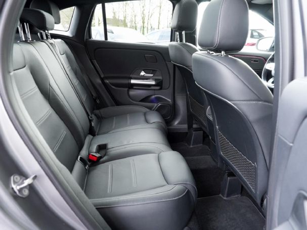 Mercedes-Benz GLA 250 e AMG Night Distronic Panorama 360°