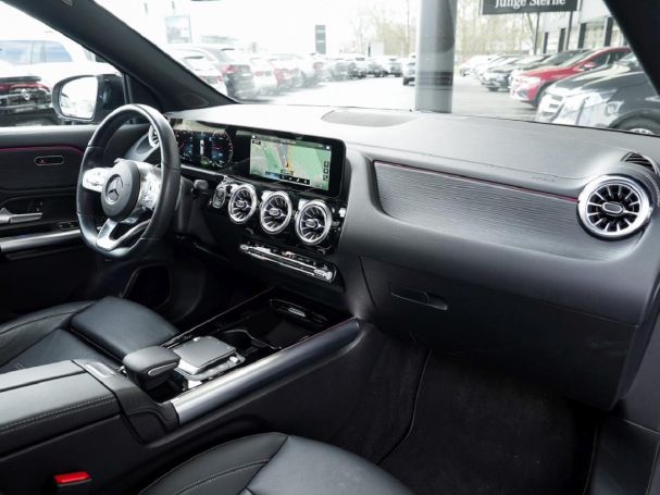 Mercedes-Benz GLA 250 e AMG Night Distronic Panorama 360°