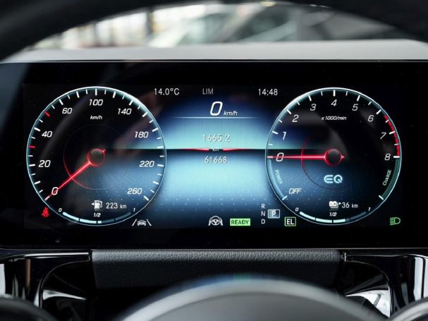 Mercedes-Benz GLA 250 e AMG Night Distronic Panorama 360°