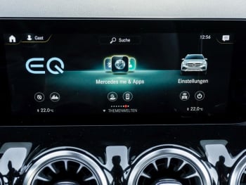 Mercedes-Benz GLA 250 e AMG Night Distronic Kamera HeadUp