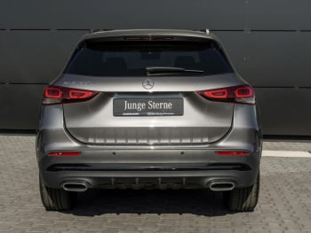 Mercedes-Benz GLA 250 e AMG Night Distronic Kamera HeadUp