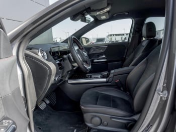 Mercedes-Benz GLA 250 e AMG Night Distronic Kamera HeadUp