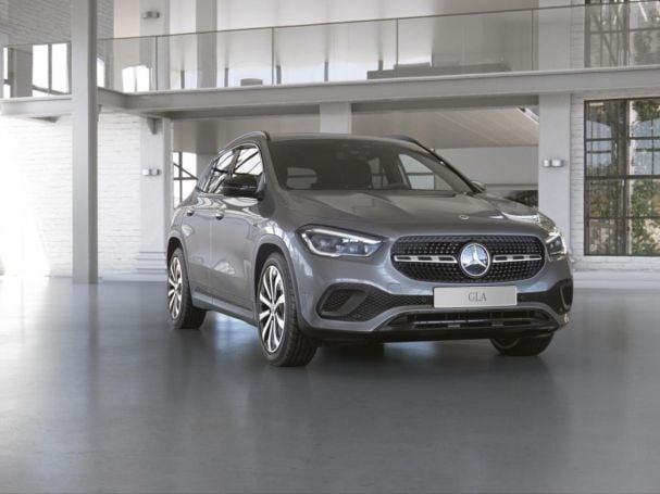 Mercedes-Benz GLA 250 e Progressive Night Burmester Kamera AHK Mercedes-Benz GLA 250 e Progressive Night Burmester Kamera AHK