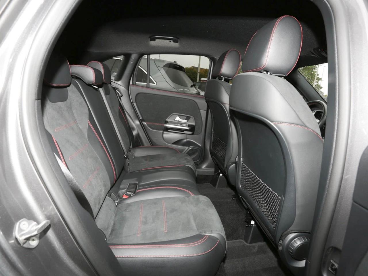 Mercedes-Benz GLA 250 e AMG Night Distronic Memory 360° AHK