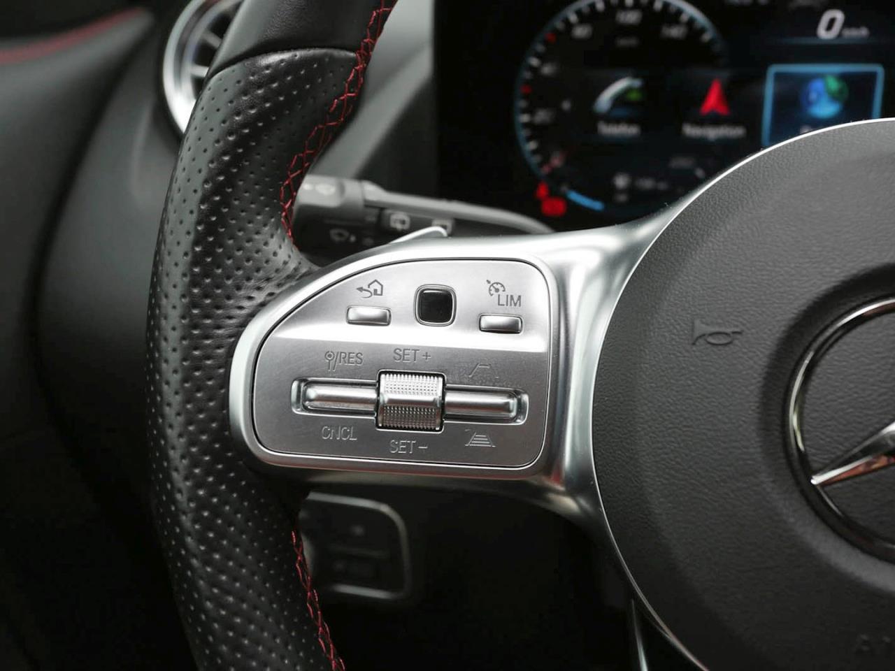 Mercedes-Benz GLA 250 e AMG Night Distronic Memory 360° AHK