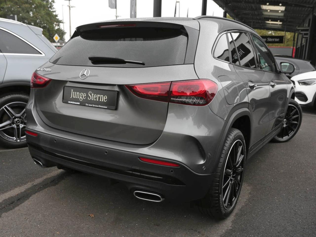 Mercedes-Benz GLA 250 e AMG Night Distronic Memory 360° AHK