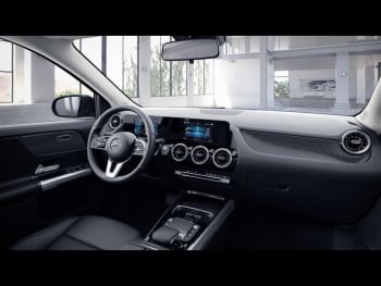 Mercedes-Benz GLA 250 e Progressive Panorama AHK ParkP LED