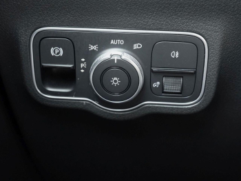 Mercedes-Benz GLA 250 e AMG Night MBUX Navi ParkPaket Totwinkel