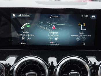 Mercedes-Benz GLA 250 e AMG Night MBUX Navi ParkPaket Totwinkel