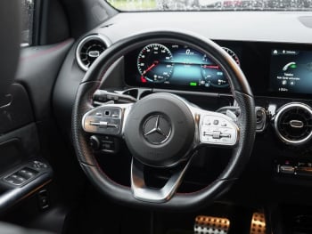 Mercedes-Benz GLA 250 e AMG Night MBUX Navi ParkPaket Totwinkel