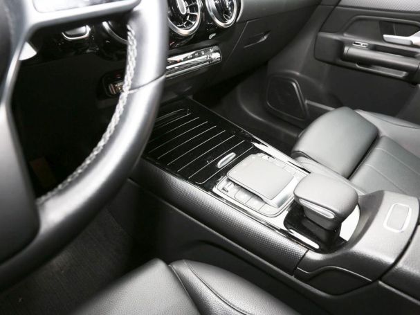 Mercedes-Benz GLA 250 e Style MBUX Navi Multikontur EasyPack