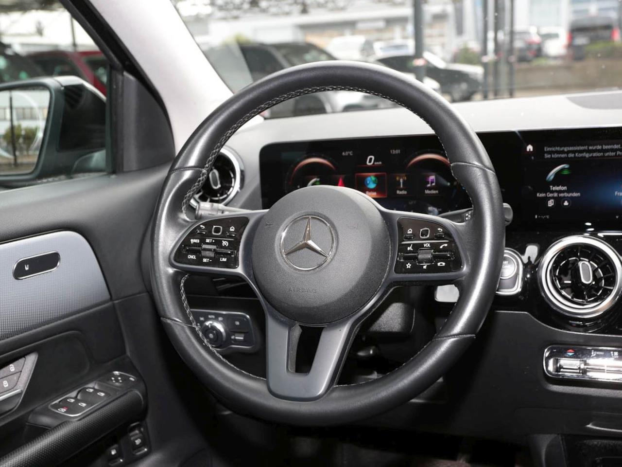 Mercedes-Benz GLA 250 e Style MBUX Navi Multikontur EasyPack
