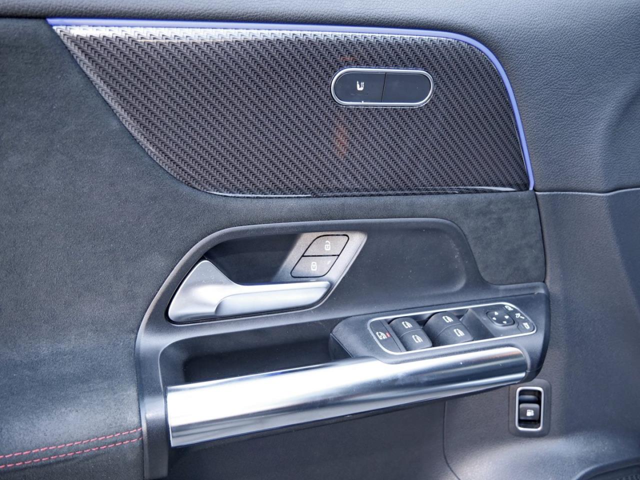 Mercedes-Benz GLA 250 e AMG Navi LED Kamera KeylessGo Klima