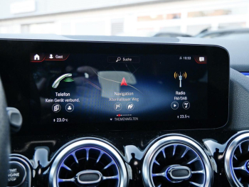 Mercedes-Benz GLA 250 e AMG Navi LED Kamera KeylessGo Klima
