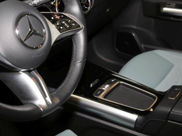 Mercedes-Benz GLA 250 e Progressive Burmester Panorama AHK Mercedes-Benz GLA 250 e Progressive Burmester Panorama AHK