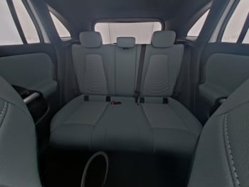Mercedes-Benz GLA 250 e Progressive Burmester Panorama AHK