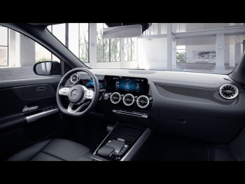 Mercedes-Benz GLA 250 e AMG Night Panorama Kamera Keyless AHK