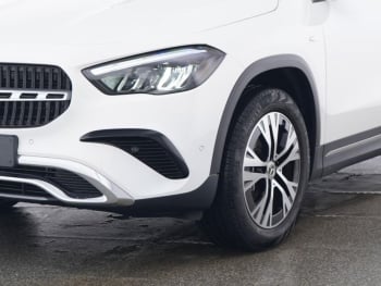 Mercedes-Benz GLA 250 e Progressive MBUX Navi Winter-Paket