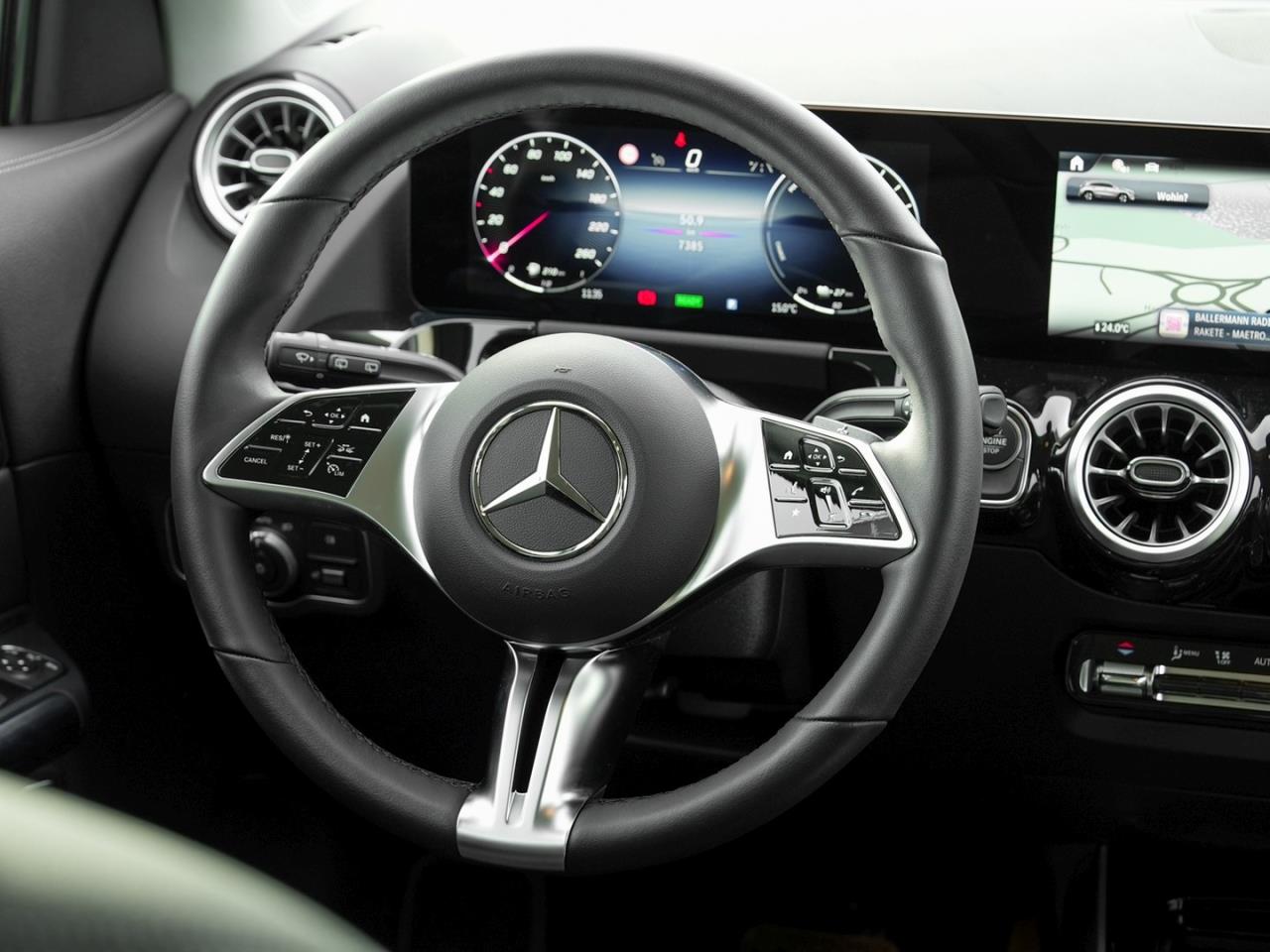 Mercedes-Benz GLA 250 e Progressive MBUX Navi Winter-Paket