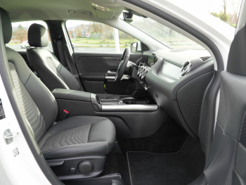 Mercedes-Benz GLA 250 e Progressive MBUX Navi Winter-Paket