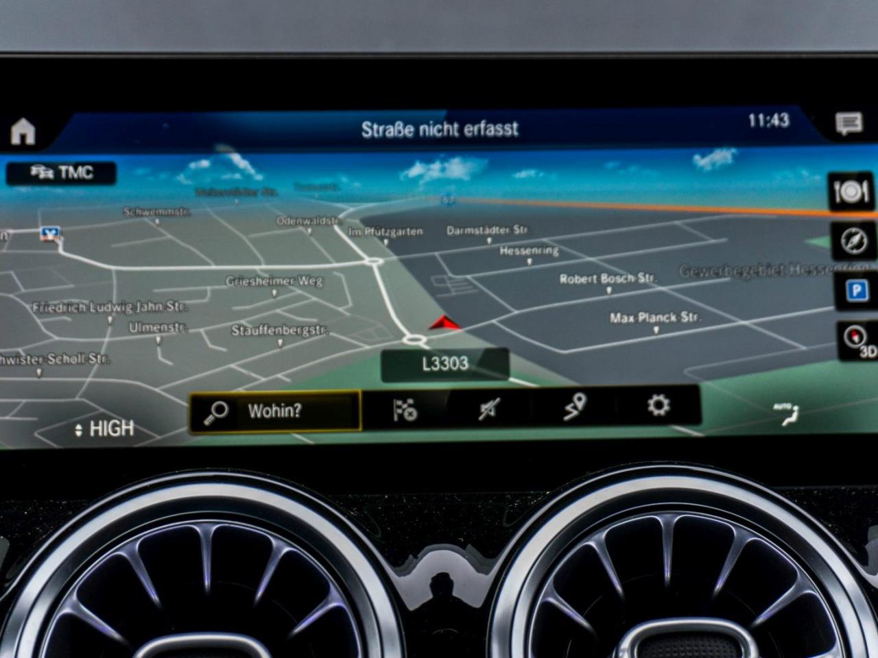 Mercedes-Benz GLA 250 e AMG Panorama Distronic  Memory 360°