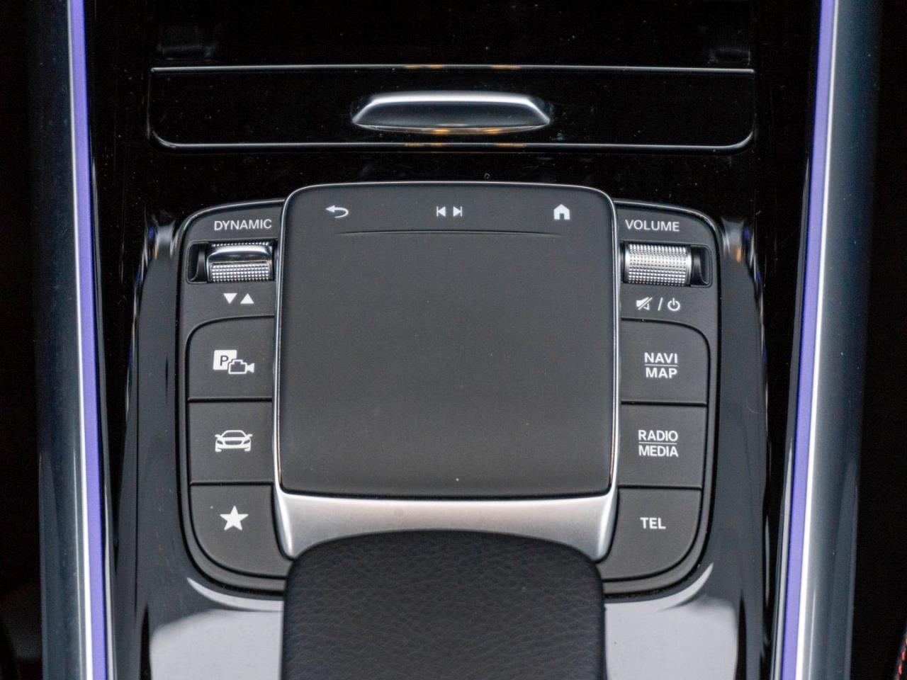 Mercedes-Benz GLA 250 e AMG Panorama Distronic  Memory 360°