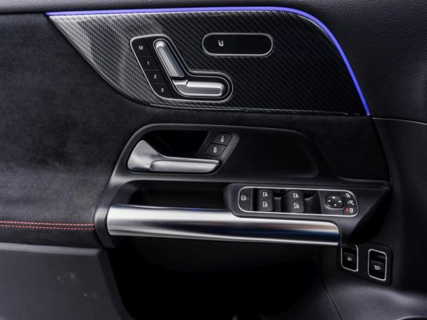 Mercedes-Benz GLA 250 e AMG Panorama Distronic  Memory 360°