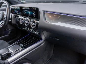 Mercedes-Benz GLA 250 e AMG Panorama Distronic  Memory 360°