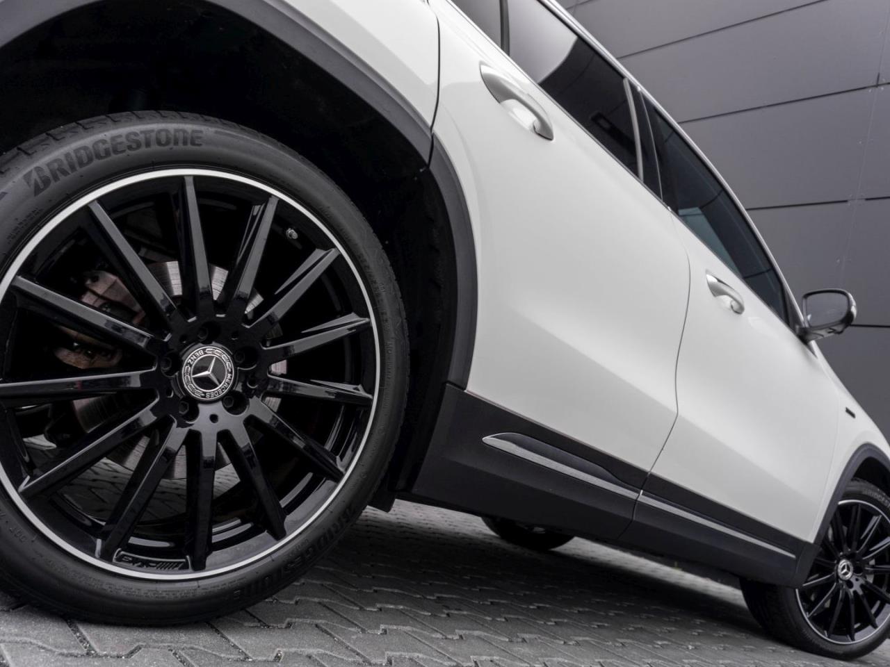 Mercedes-Benz GLA 250 e AMG Panorama Distronic  Memory 360°