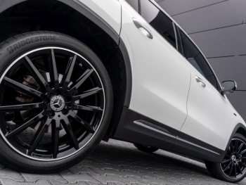 Mercedes-Benz GLA 250 e AMG Panorama Distronic  Memory 360°